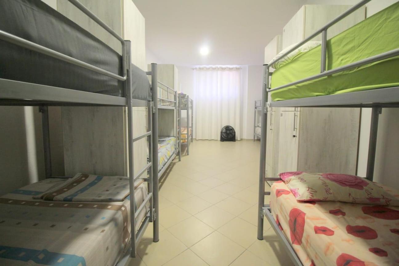 Hostel K13 Sarande Exterior photo