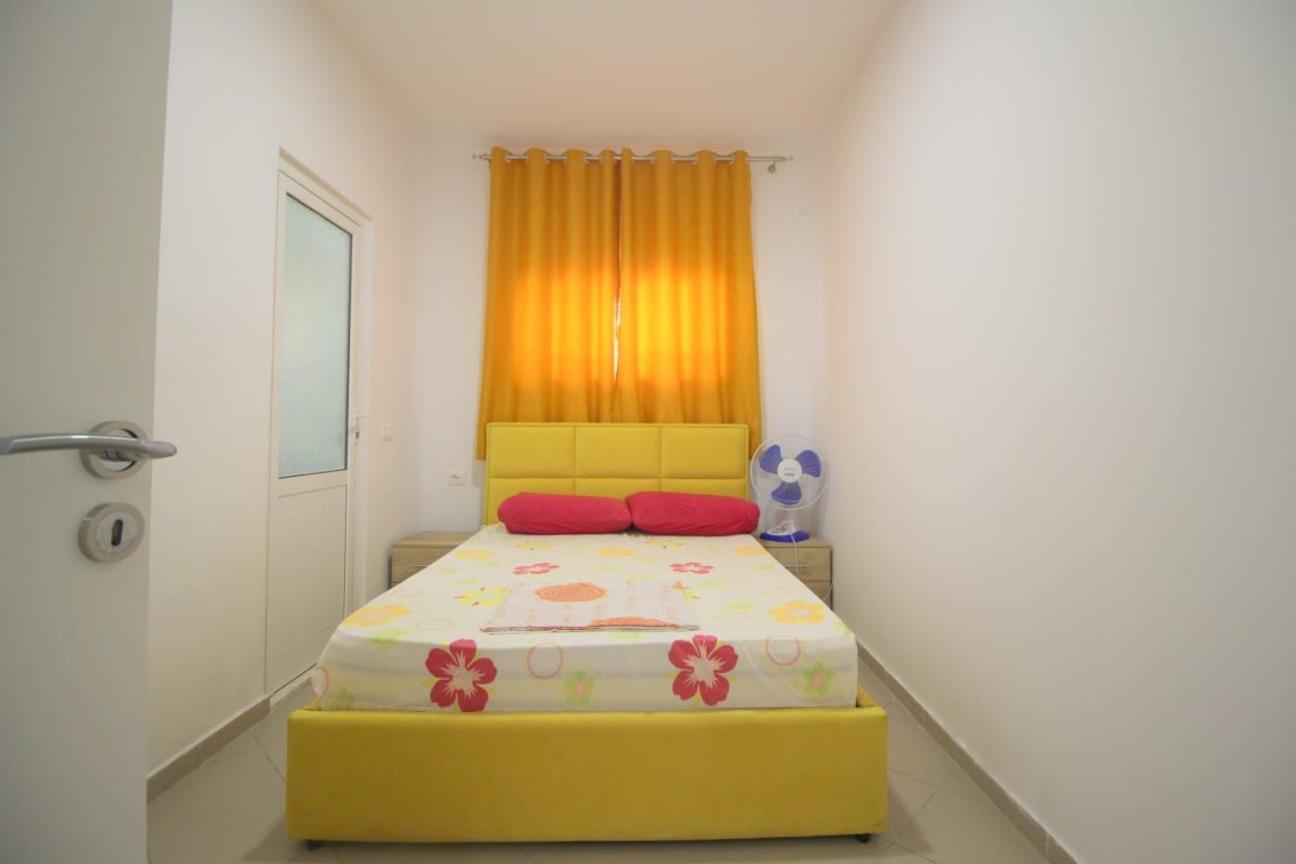 Hostel K13 Sarande Exterior photo