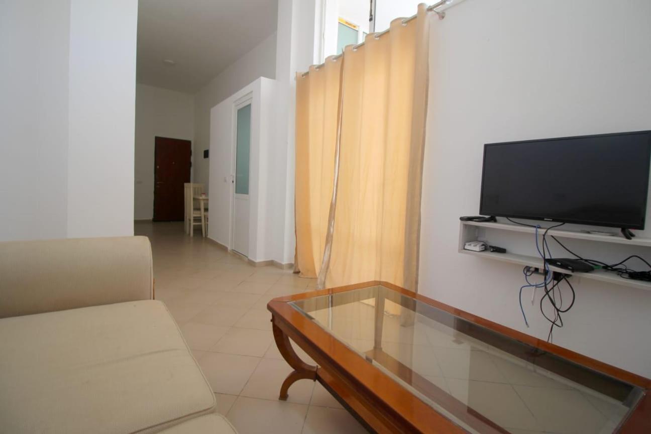 Hostel K13 Sarande Exterior photo
