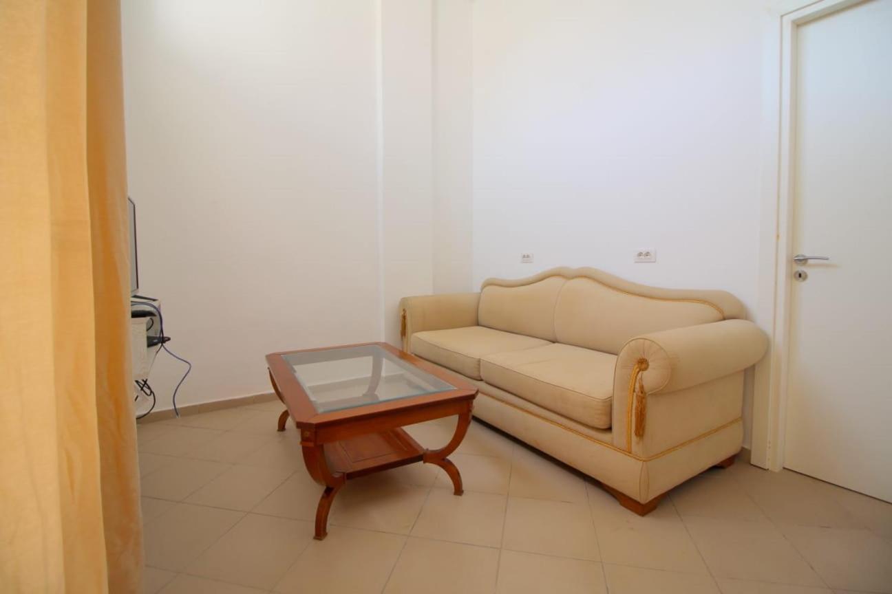 Hostel K13 Sarande Exterior photo